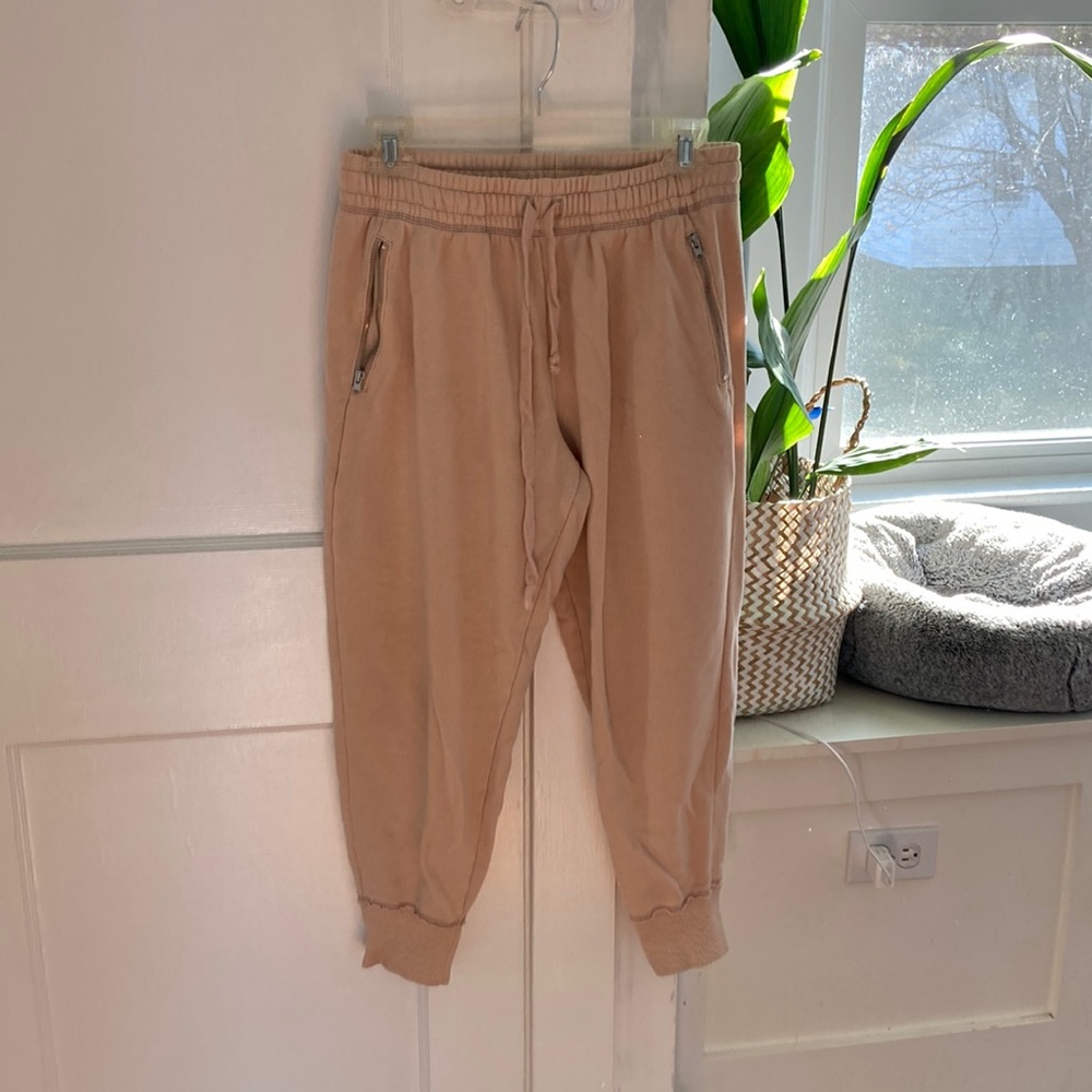 Light pink aerie sweatpants size small